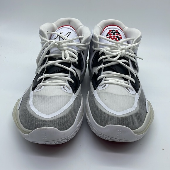 Mens Nike Kyrie Irving 8 Infinity White University Red Black CZ0204-101 NWOB - Picture 3 of 4